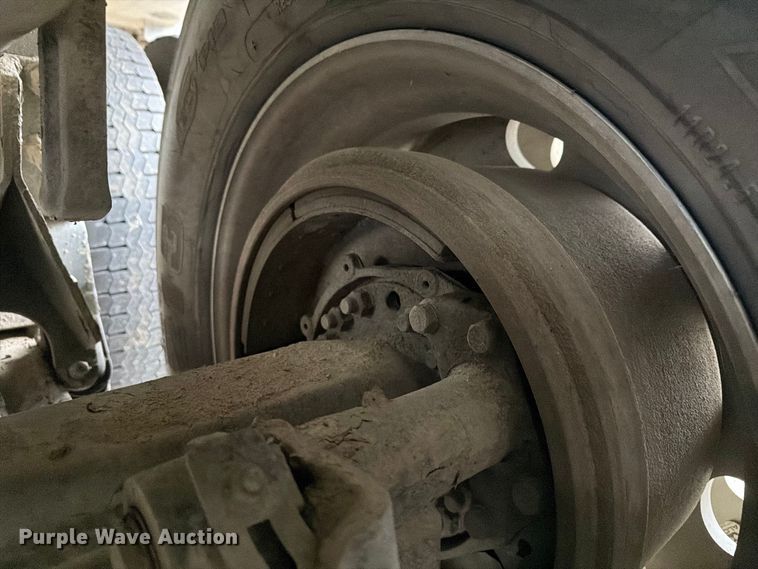 image for item YA5181 2021 Western Star 4700 dump truck