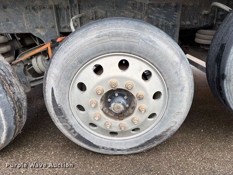 image for item YA5181 2021 Western Star 4700 dump truck