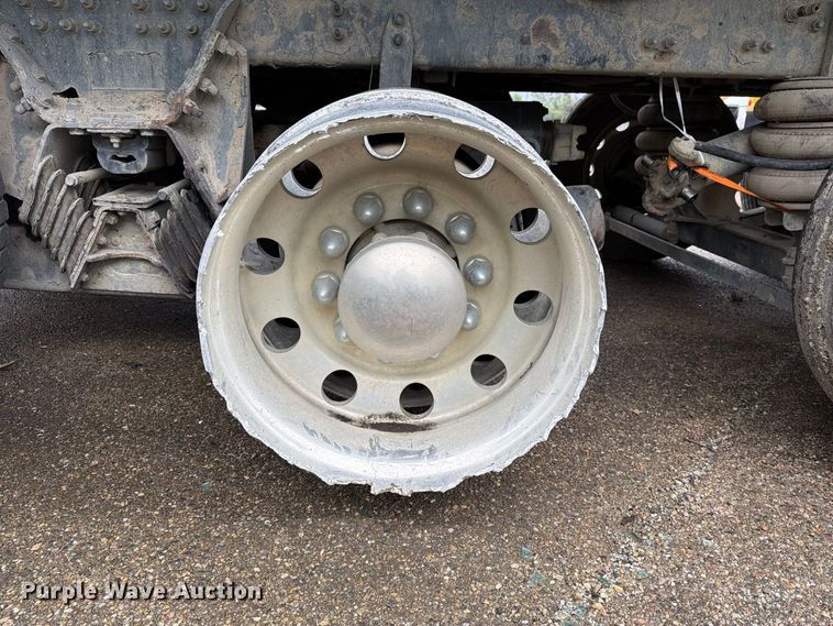 image for item YA5181 2021 Western Star 4700 dump truck