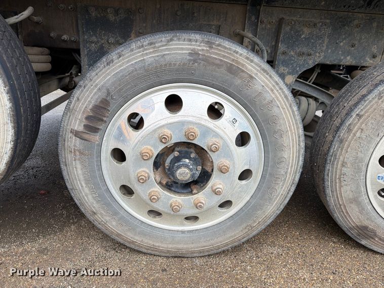 image for item YA5181 2021 Western Star 4700 dump truck