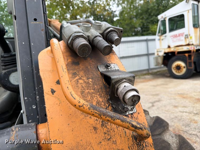 image for item YA5191 2017 Case SV340 skid steer loader