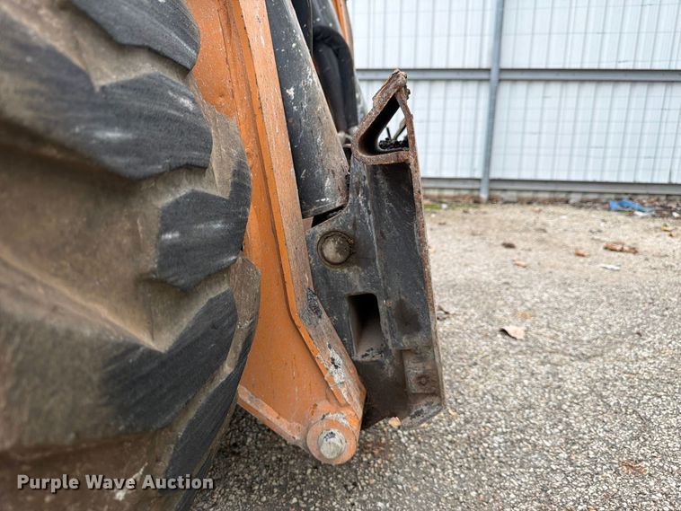 image for item YA5191 2017 Case SV340 skid steer loader