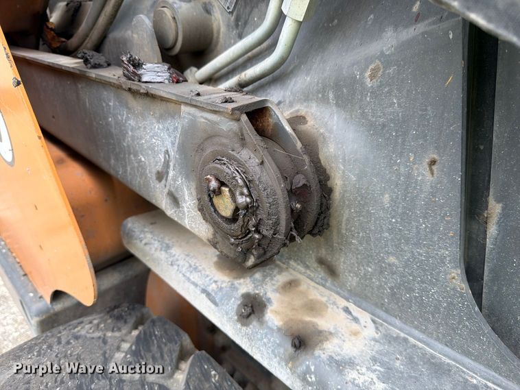 image for item YA5191 2017 Case SV340 skid steer loader