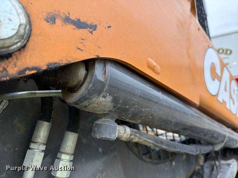 image for item YA5191 2017 Case SV340 skid steer loader