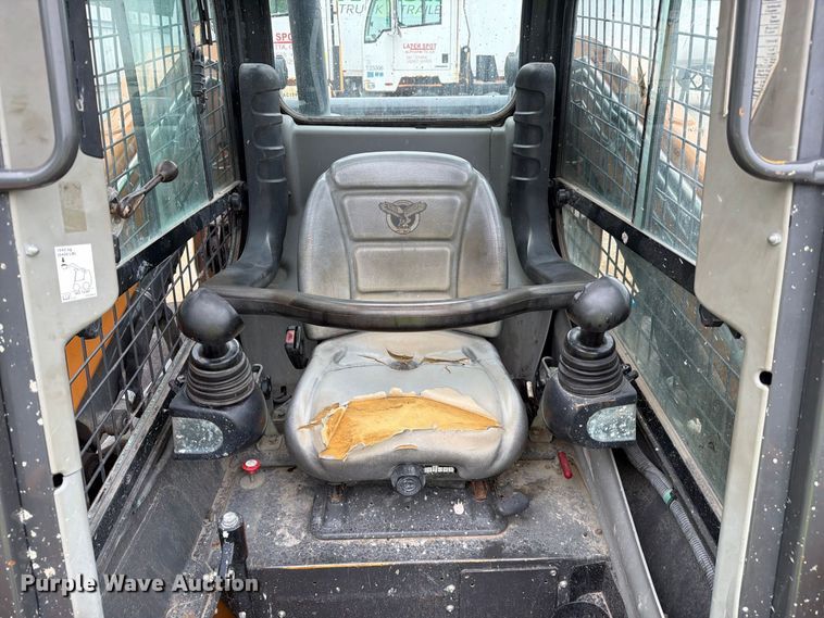 image for item YA5191 2017 Case SV340 skid steer loader