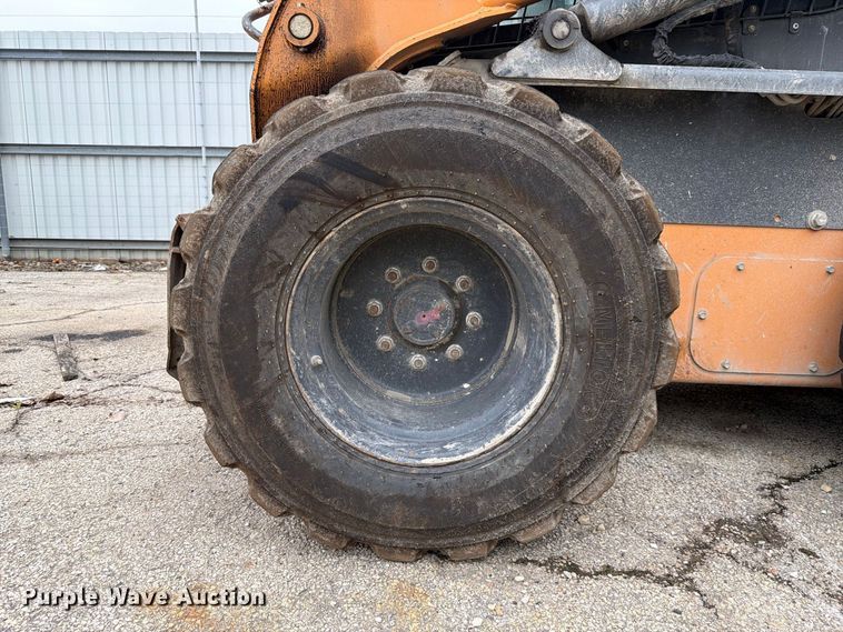 image for item YA5191 2017 Case SV340 skid steer loader