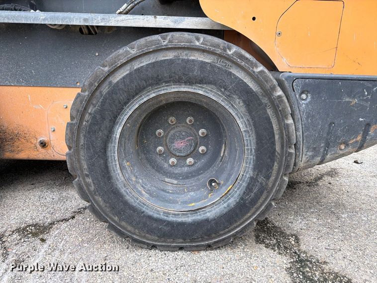 image for item YA5191 2017 Case SV340 skid steer loader