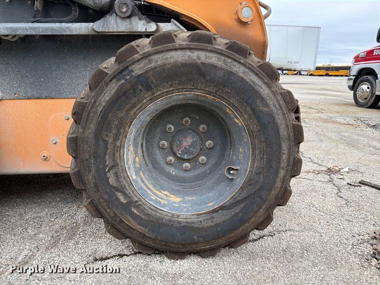 image for item YA5191 2017 Case SV340 skid steer loader