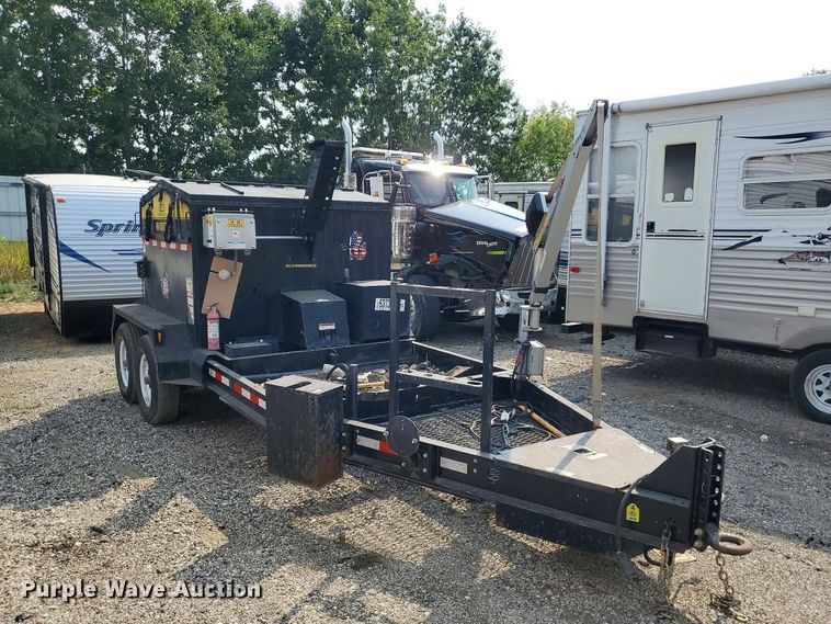 image for item YA5195 2022 KM International 8000TEDD C2M2 asphalt hot box trailer