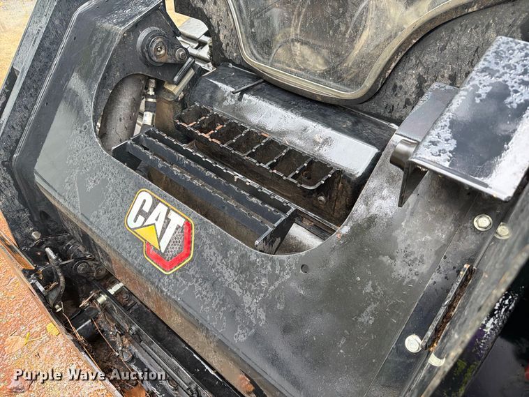 image for item YA5206 2021 Caterpillar 299D3 XE tracked skid steer loader