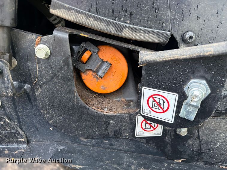 image for item YA5206 2021 Caterpillar 299D3 XE tracked skid steer loader