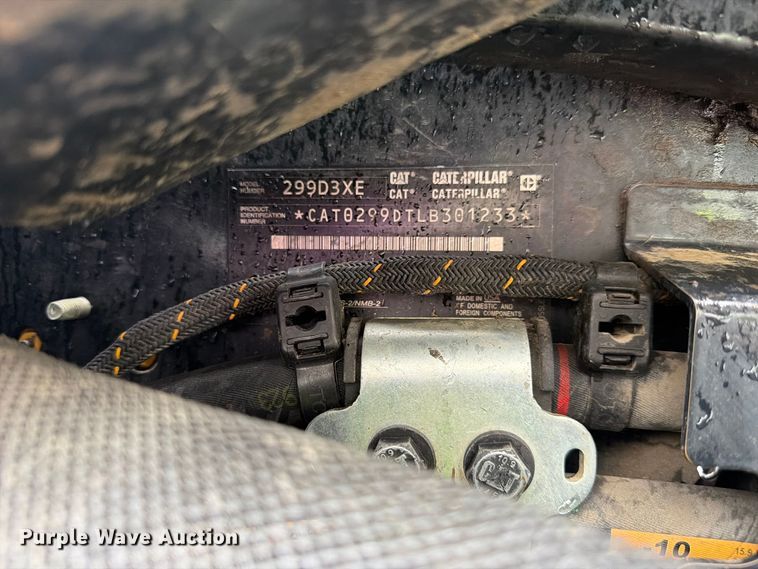 image for item YA5206 2021 Caterpillar 299D3 XE tracked skid steer loader