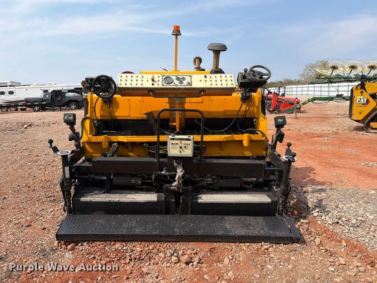 image for item YA5241 2012 LeeBoy 8515B paver