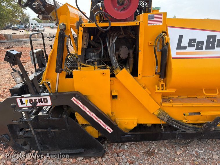 image for item YA5241 2012 LeeBoy 8515B paver