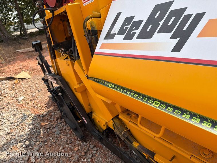 image for item YA5241 2012 LeeBoy 8515B paver