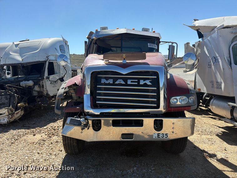 image for item YA5303 2019 Mack Granite dump truck