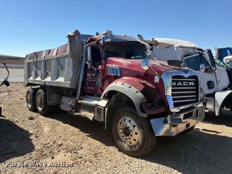 image for item YA5303 2019 Mack Granite dump truck