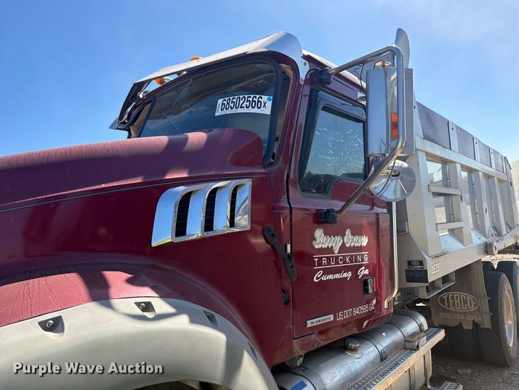 image for item YA5303 2019 Mack Granite dump truck