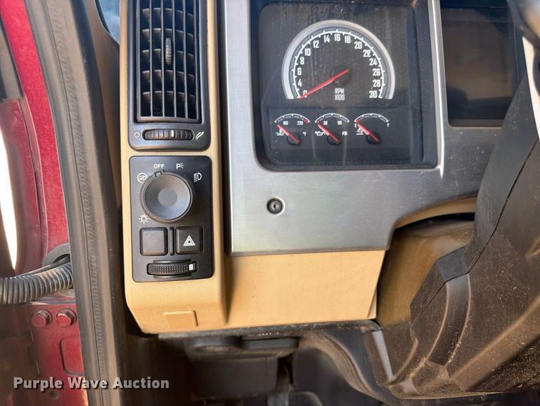 image for item YA5303 2019 Mack Granite dump truck