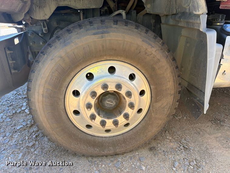 image for item YA5303 2019 Mack Granite dump truck