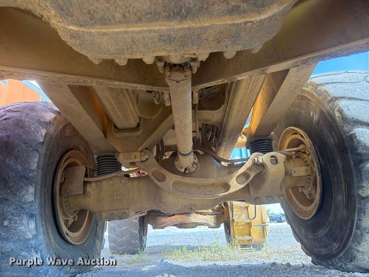 image for item YA5309 2008 Caterpillar 740 articulated haul truck