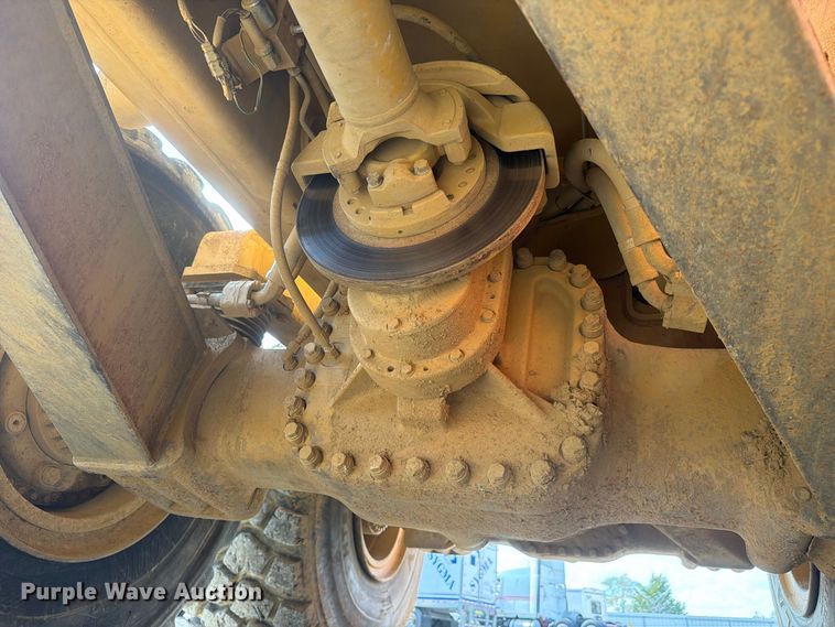 image for item YA5309 2008 Caterpillar 740 articulated haul truck