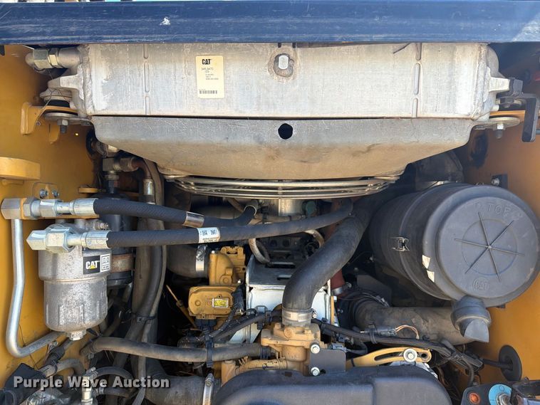 image for item YA5310 2019 Caterpillar 299D2 XHP tracked skid steer loader