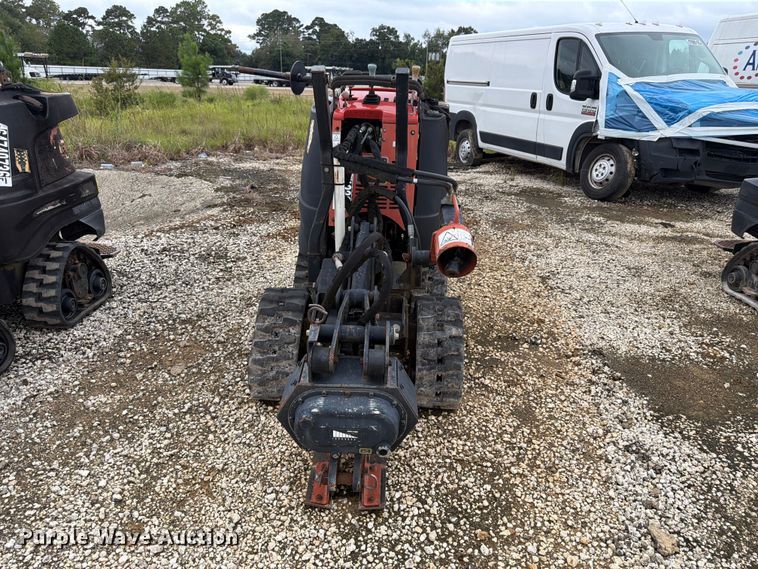 image for item YA5423 2016 Ditch Witch R300 cable plow