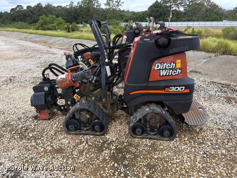 image for item YA5423 2016 Ditch Witch R300 cable plow