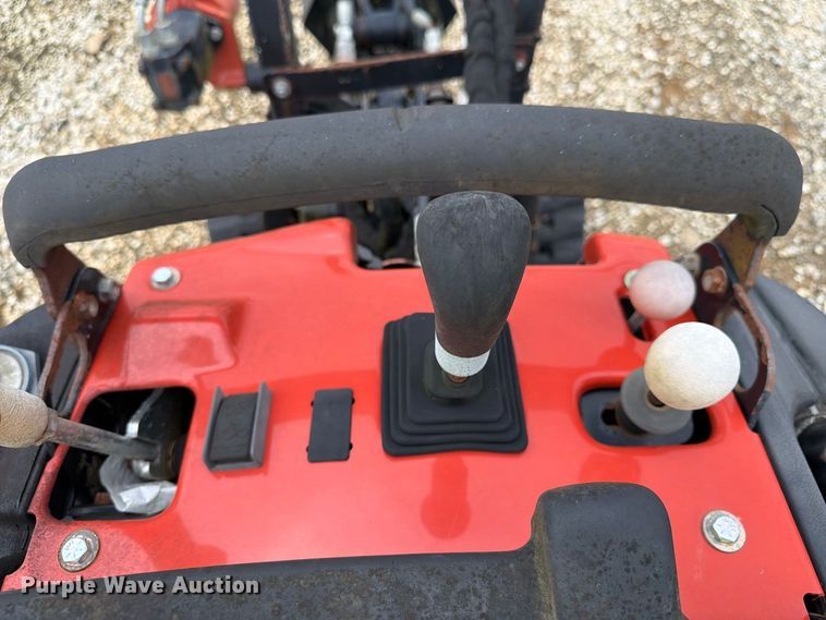 image for item YA5423 2016 Ditch Witch R300 cable plow