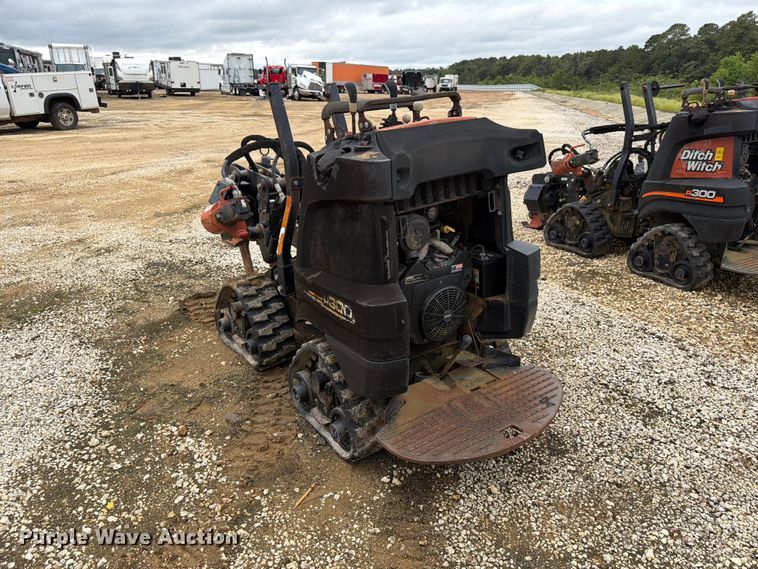 image for item YA5425 2015 Ditch Witch R300 cable plow