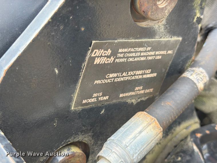 image for item YA5425 2015 Ditch Witch R300 cable plow