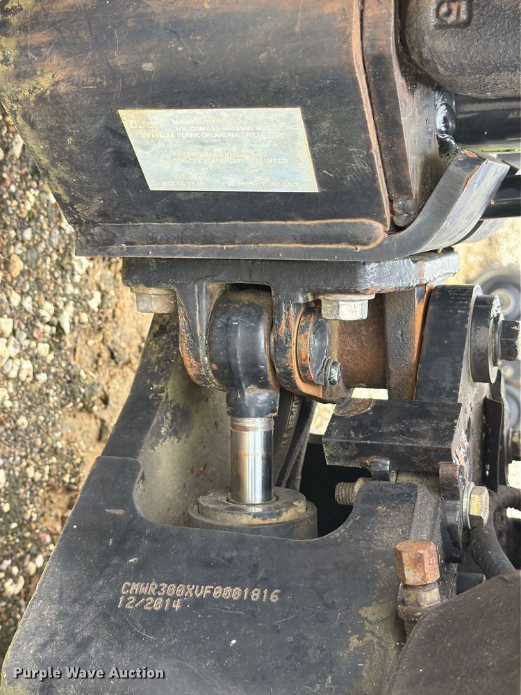 image for item YA5425 2015 Ditch Witch R300 cable plow