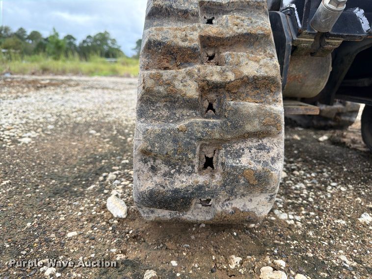 image for item YA5425 2015 Ditch Witch R300 cable plow