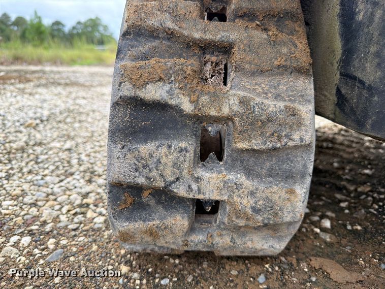 image for item YA5425 2015 Ditch Witch R300 cable plow