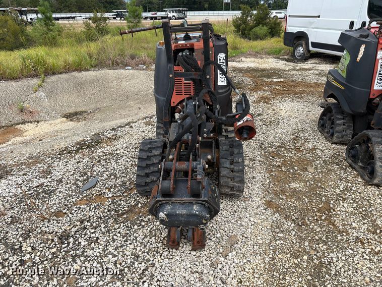 image for item YA5426 2015 Ditch Witch R300 cable plow