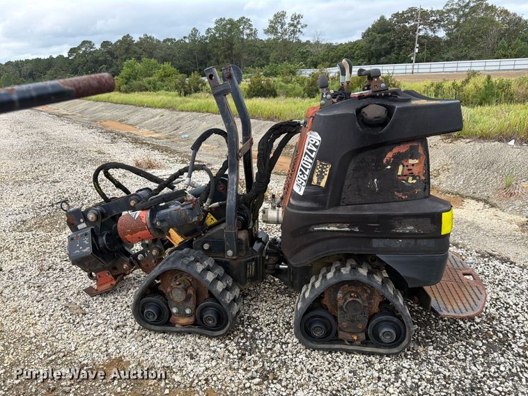 image for item YA5426 2015 Ditch Witch R300 cable plow