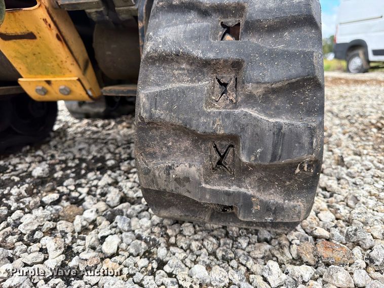 image for item YA5426 2015 Ditch Witch R300 cable plow