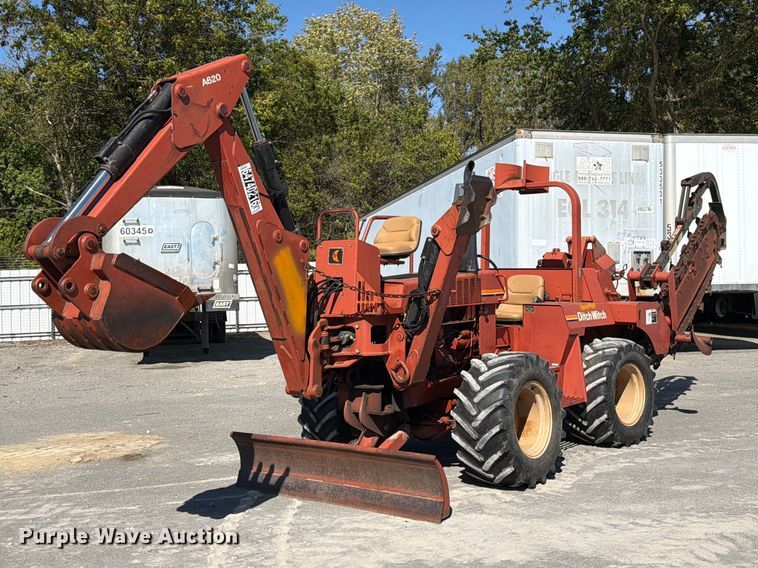 image for item YA5428 2001 Ditch Witch 7610DD trencher