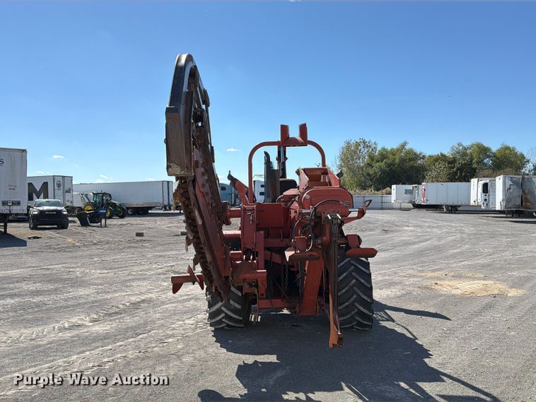 image for item YA5428 2001 Ditch Witch 7610DD trencher