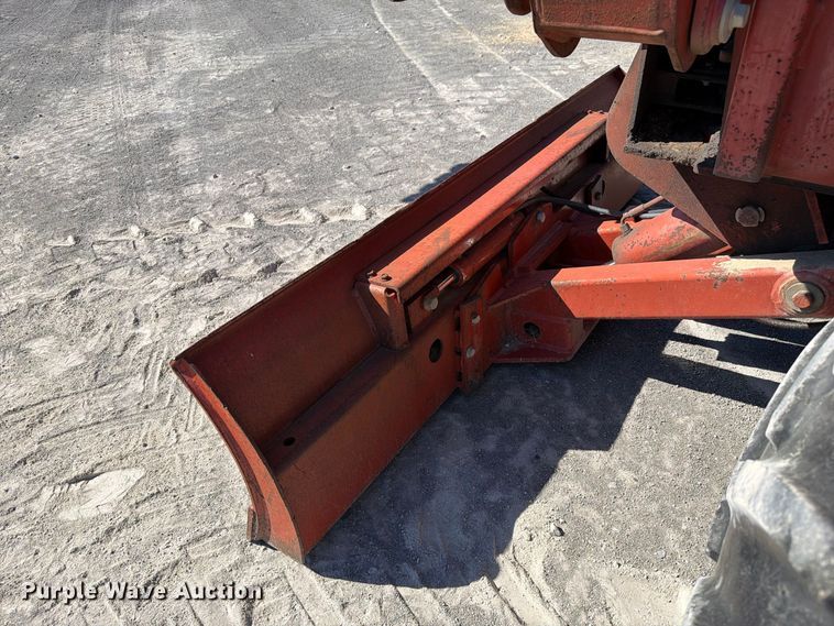 image for item YA5428 2001 Ditch Witch 7610DD trencher