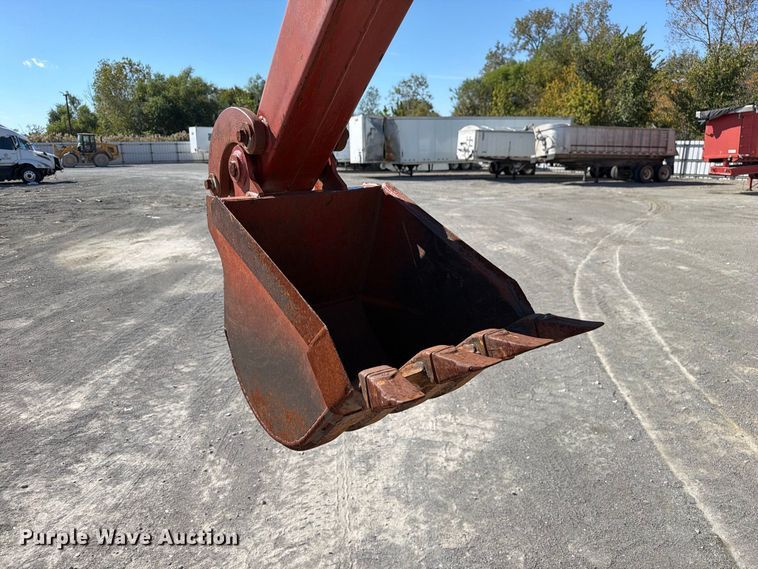 image for item YA5428 2001 Ditch Witch 7610DD trencher