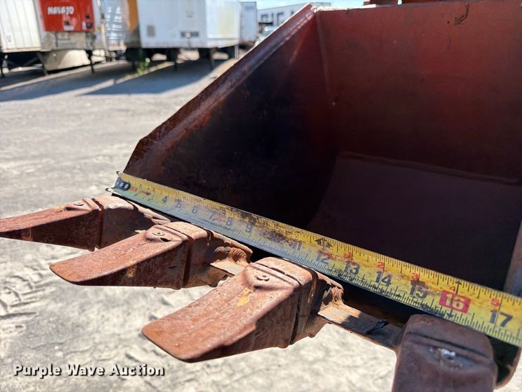 image for item YA5428 2001 Ditch Witch 7610DD trencher