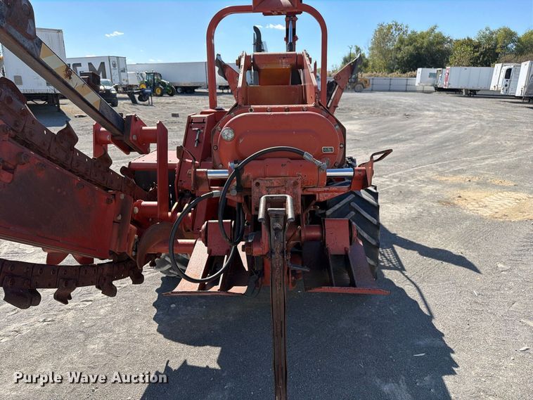 image for item YA5428 2001 Ditch Witch 7610DD trencher