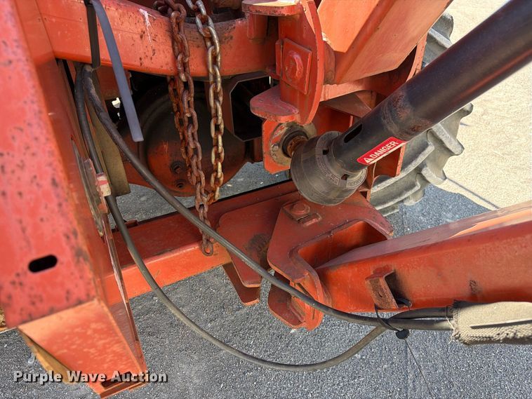 image for item YA5428 2001 Ditch Witch 7610DD trencher