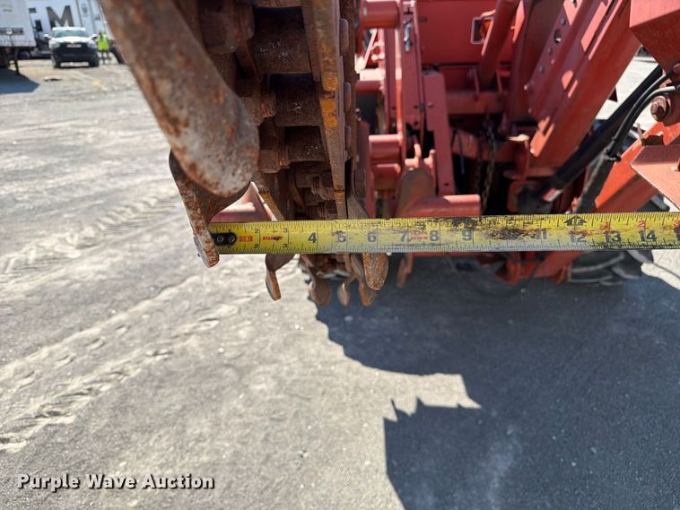 image for item YA5428 2001 Ditch Witch 7610DD trencher
