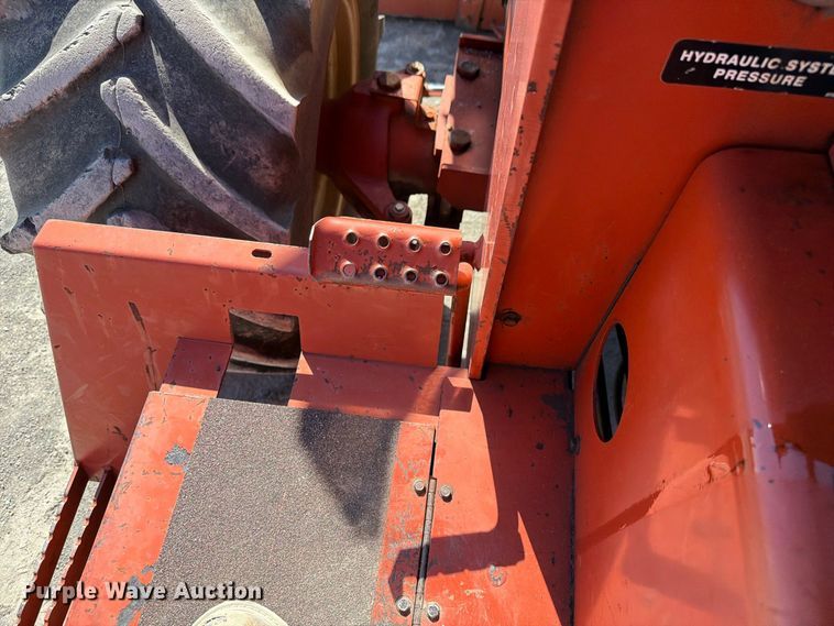 image for item YA5428 2001 Ditch Witch 7610DD trencher
