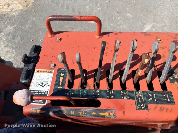 image for item YA5428 2001 Ditch Witch 7610DD trencher