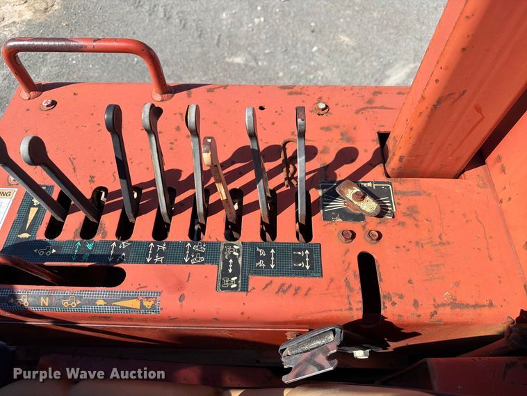 image for item YA5428 2001 Ditch Witch 7610DD trencher