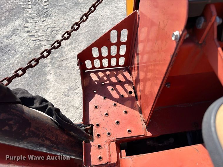 image for item YA5428 2001 Ditch Witch 7610DD trencher